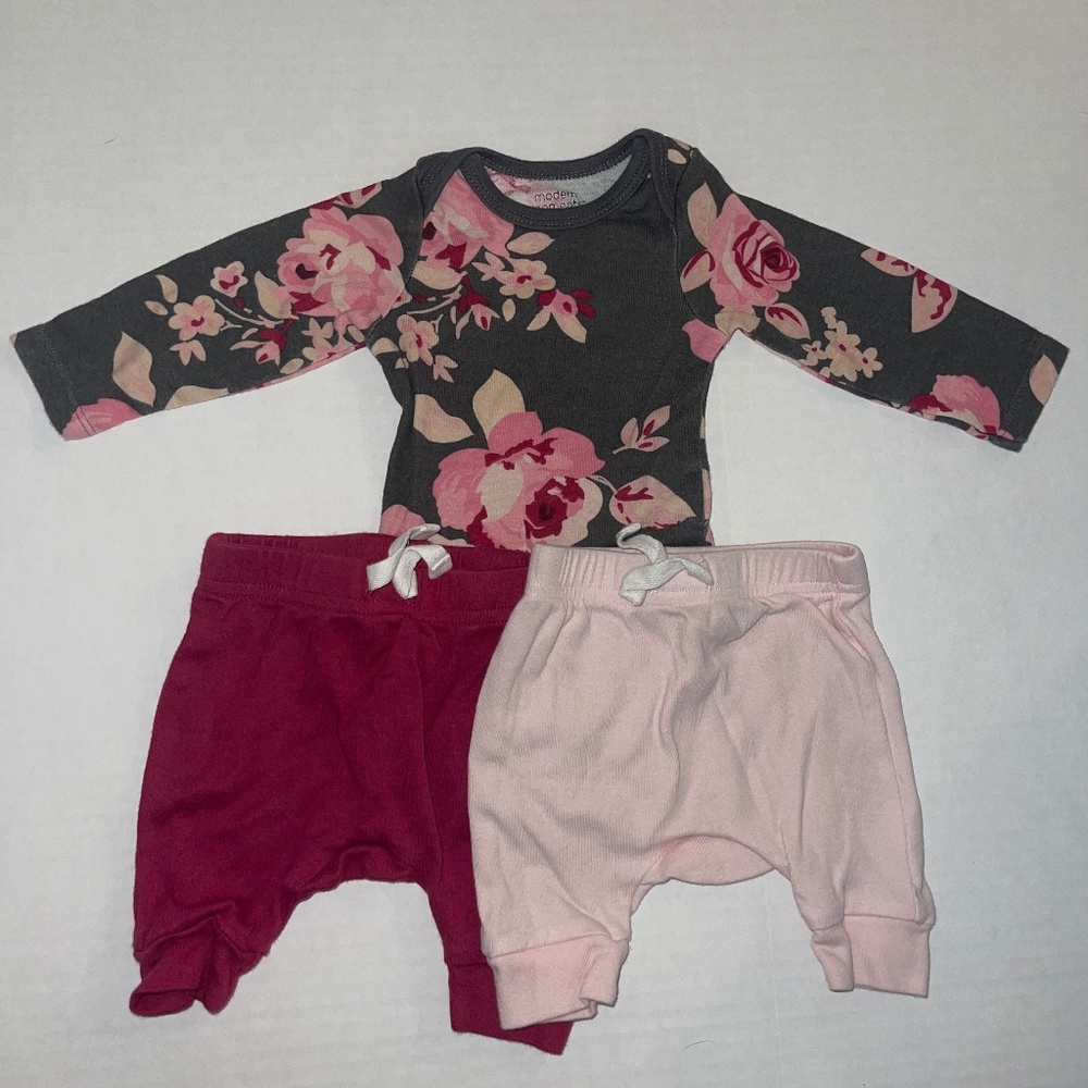Modern Moments - flower outfit bundle